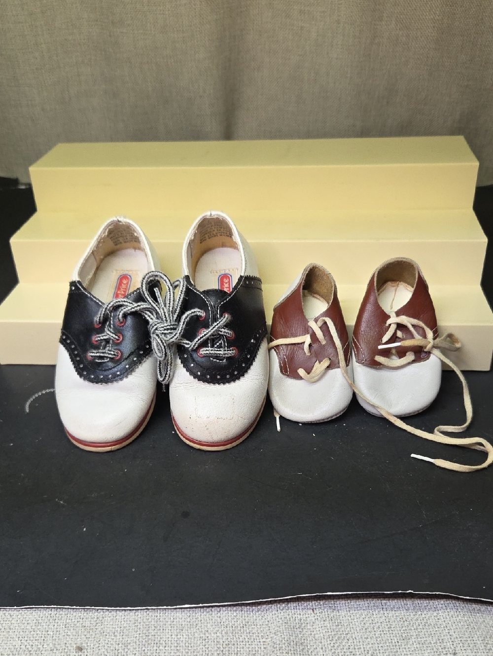 Fisher-Price black/whitechildren's saddle  shoes, Vtg Toddler Baby Saddle‎ Shoes